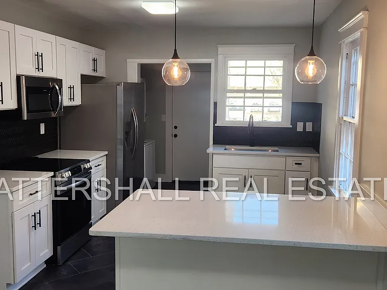 1213 McDonough St — Photo 4