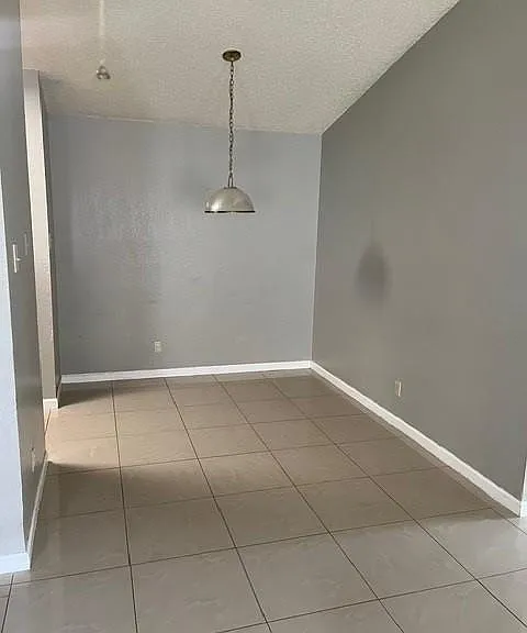 339 Fantail Loop #B — Photo 4