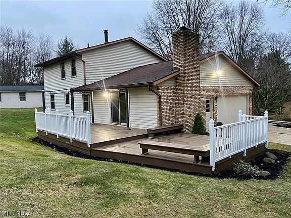 2nd image of 105 Briarwood Dr