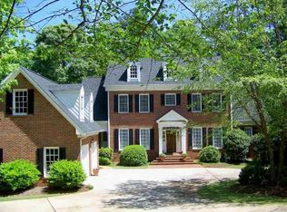 112 Hunters Ridge Dr, Lagrange, GA 30240