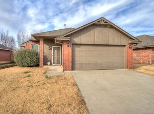213 Spring Creek Rd, Oklahoma City, OK 73117