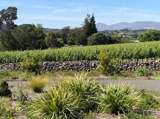 2100 Curry Ln, Napa, CA 94559