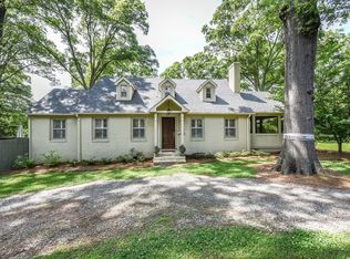 3000 Cambridge Rd, Charlotte, NC 28209