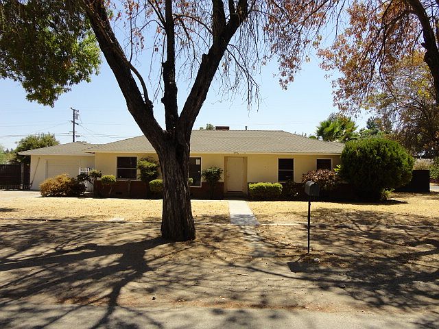 1st image of 4956 E Grant Ave