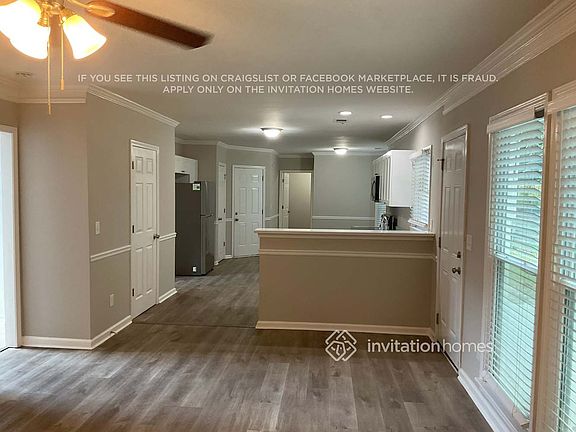 5th image of 3157 Blackstone Run