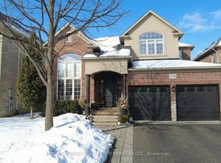 3229 Saltaire Cres, Oakville, ON L6M 0K8