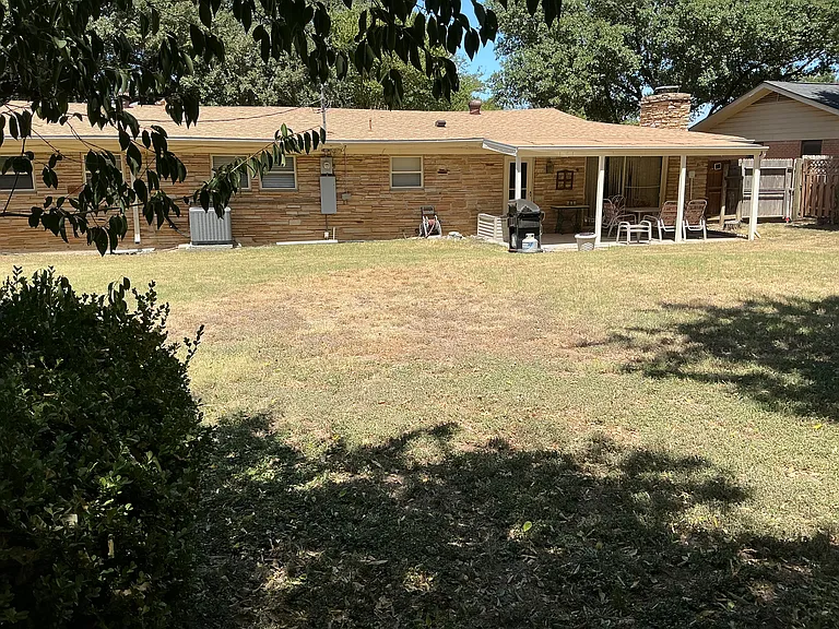 5909 Whitman Ave — Photo 25