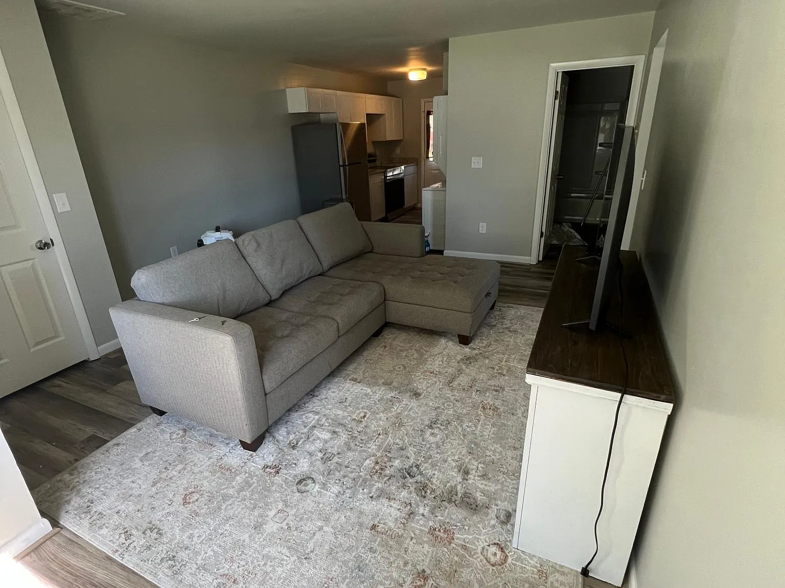 2 bed, $1,650 — Photo 2