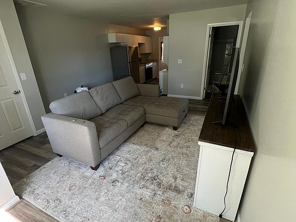 2nd image of 29460 Greenfield Ave #B