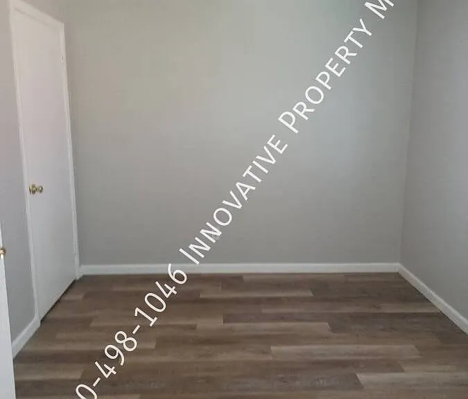 7351 N Dort Hwy #1 — Photo 16