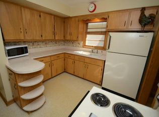 4560 N 144th St, Brookfield, WI 53005