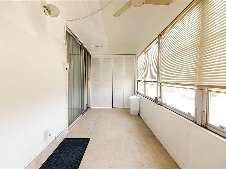 286 Monaco Way #F — Photo 16