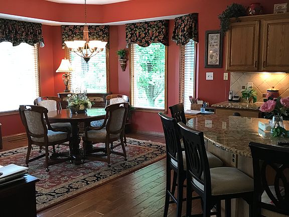 Dining Room and Island