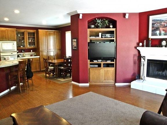 Kitchen/Family Room