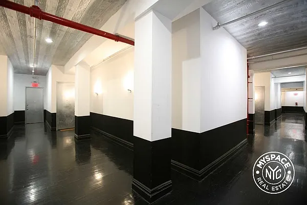 Rented by MySpaceNYC | media 18