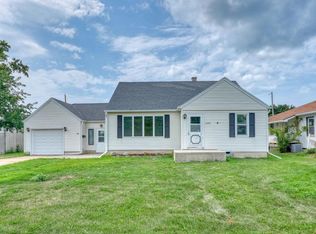 1308 Vine St, Union Grove, WI 53182