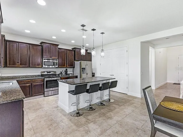 3802 Carrick Bend Dr — Photo 10