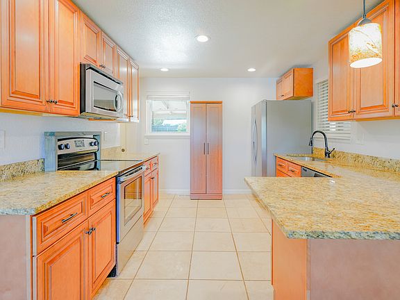 Kitchen_06022022