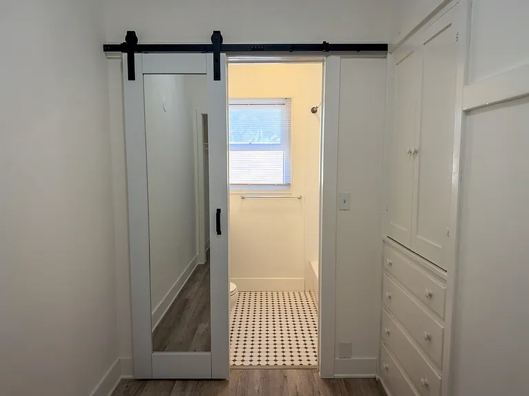 545 N Marengo Ave #1 — Photo 15