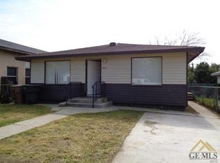 227 Woodrow Ave, Bakersfield, CA 93308