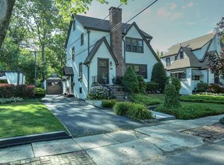 34 Lake Dr, Ocean, NJ 07712