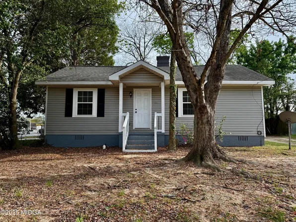 825 McArthur Blvd, Warner Robins, GA 31093