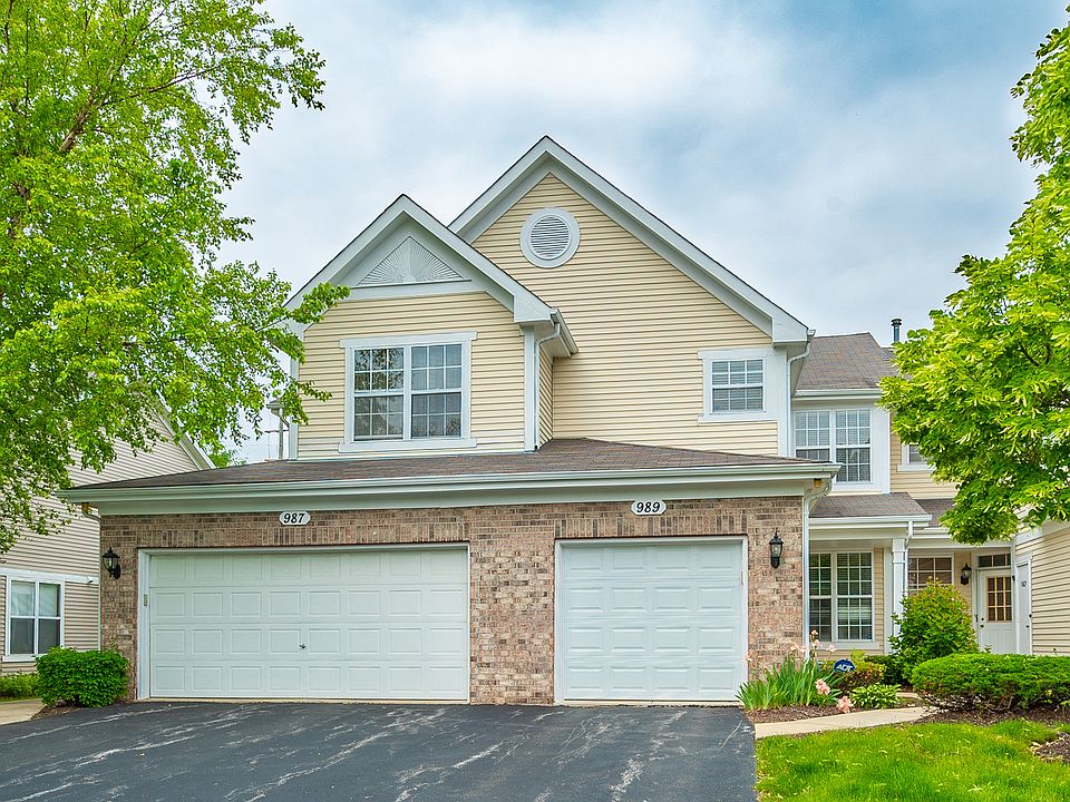 1st image of 989 Sheridan Cir #989