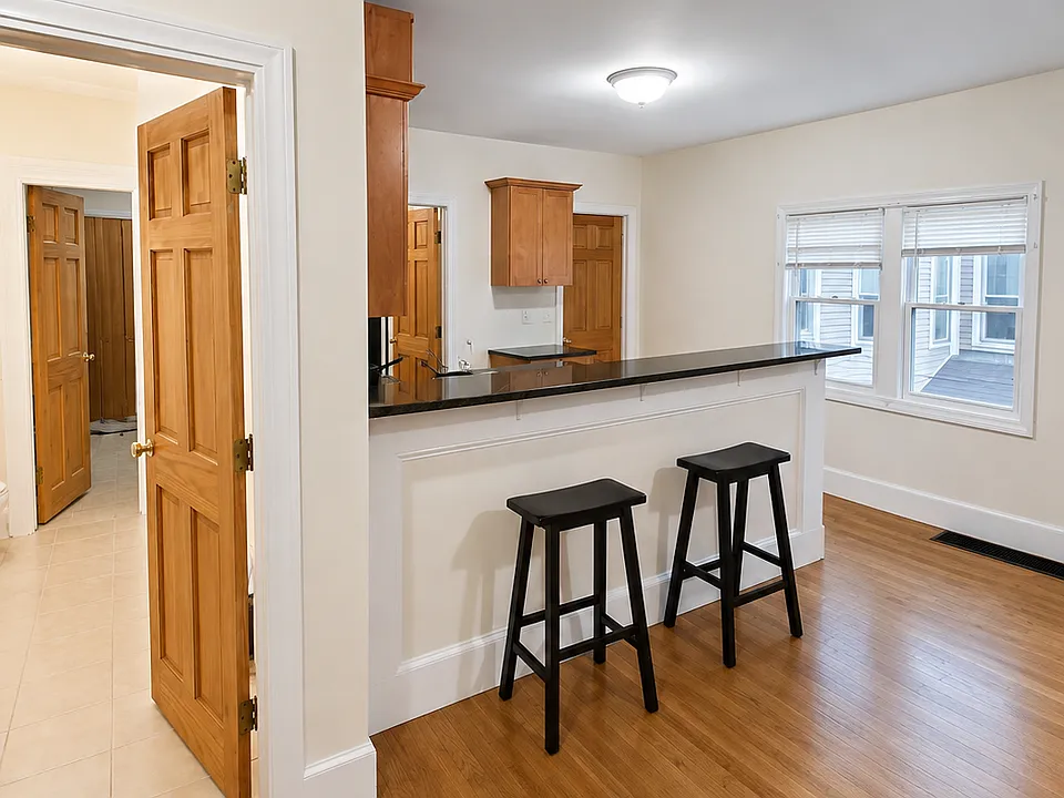 185 Beacon St #2