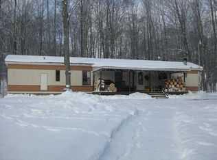 5313 Hughston Rd, Harbor Springs, MI 49740