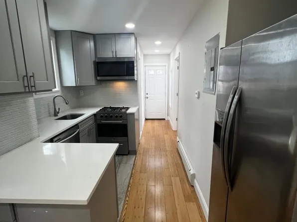 (undisclosed Address), Bronx, NY 10465