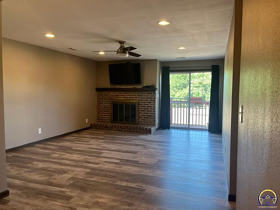 5th image of 2925 SW Maupin Ln APT 201