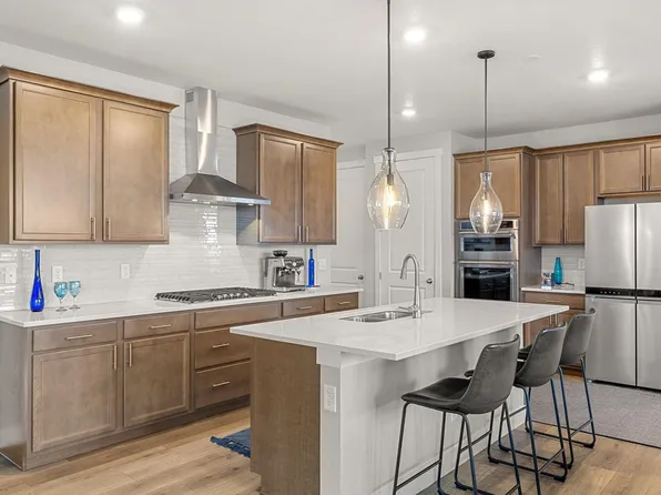 1742 Westport Ave, Berthoud, CO 80513