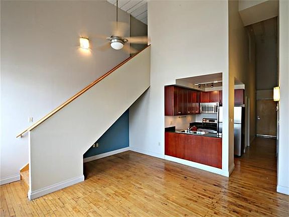 4th image of 920 Poeyfarre St APT 329