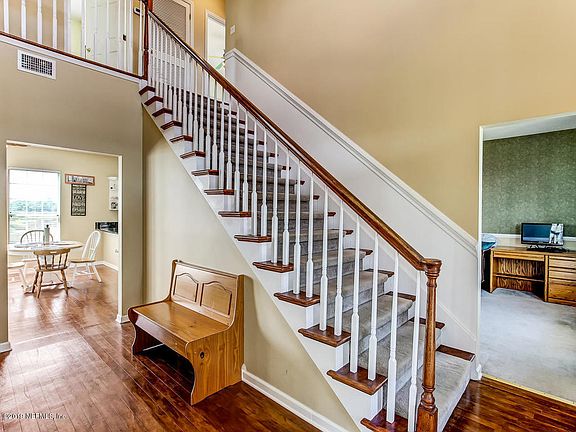 3rd image of 11011 Harbor Cay Ct