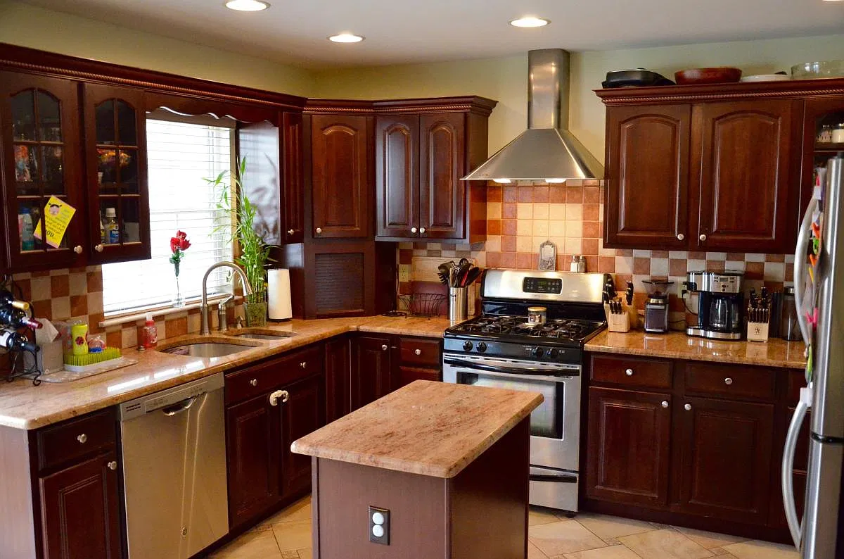 3 bed, 1900 sqft, $3,500 — Photo 4