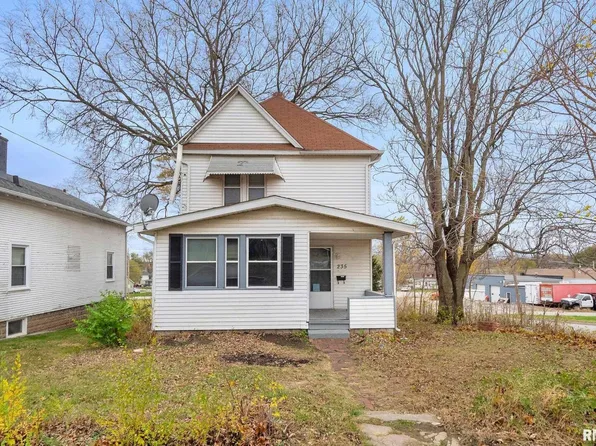 235 20th St, East Moline, IL 61244