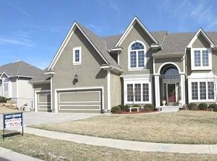 760 SW Derby Dr, Lees Summit, MO 64081