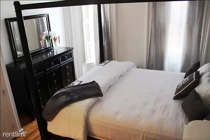 005_Screen_Shot_2016-03-29_at_11.12.37_PM