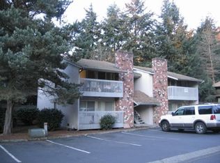 12708 NE 118th St APT 2, Kirkland, WA 98034