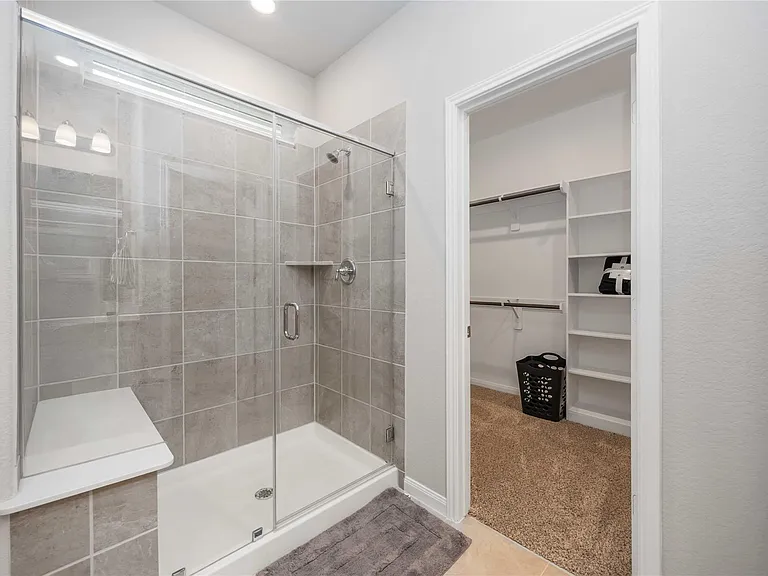 7047 Silverleaf Oak St — Photo 20