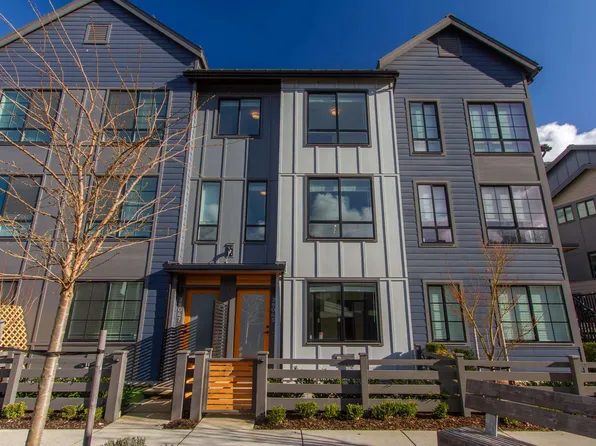 38045 Keel Way, Squamish, BC V8B 2A1