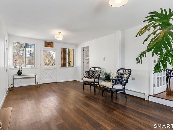 3rd image of 24 Ichabod Road