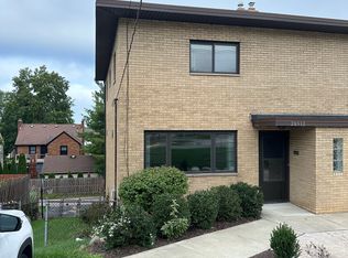 20510 Detroit Rd #W, Rocky River, OH 44116