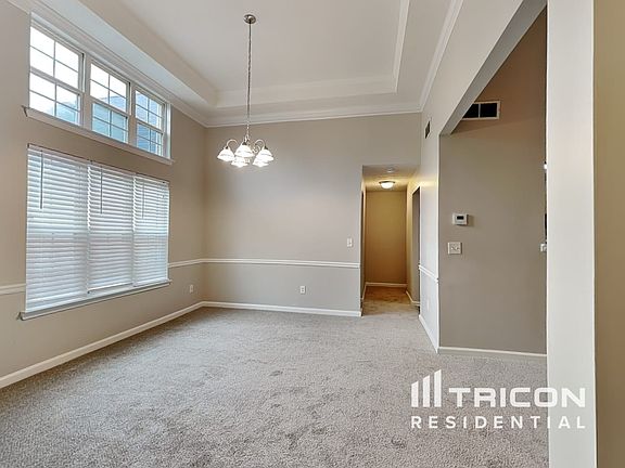 4th image of 4044 Waters End Ln