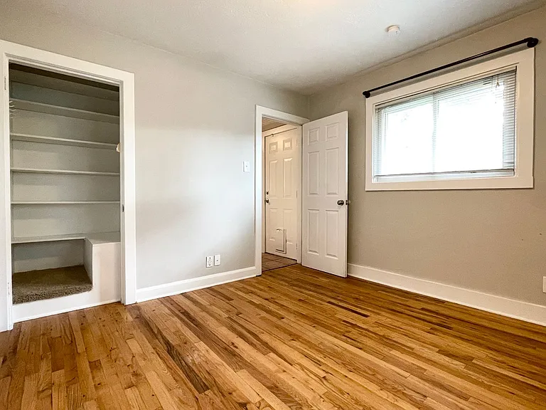 1232 S 300 E — Photo 15