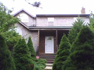 12 Atlantic St, East Hampton, NY 11937