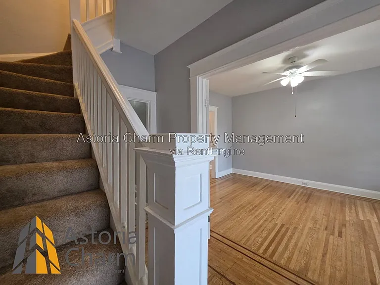 3016 Pelham Ave — Photo 8