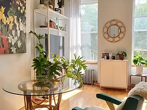 615 Halsey Street image 3 of 8