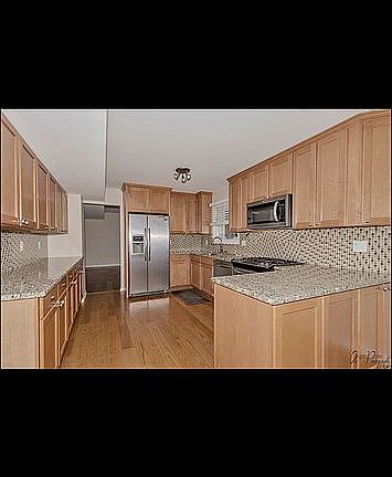 2nd image of 36485 N Westmoor Ave