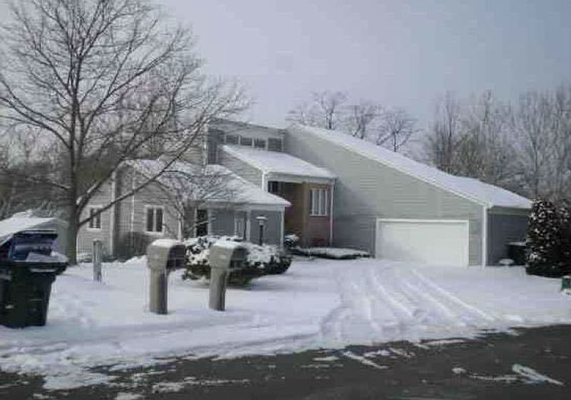 1st image of 6393 Oakcreek Dr